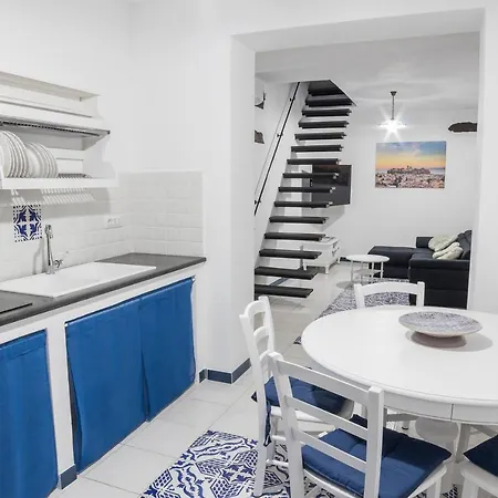 La Bomboniera Липари