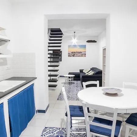 La Bomboniera Липари